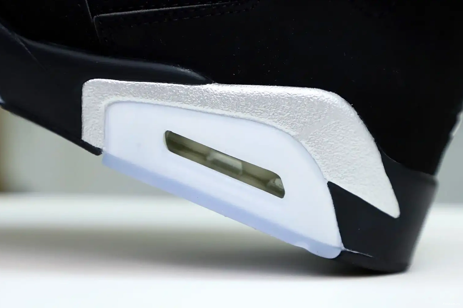 Kimikick 6 CHROME JORDAN AIR 0423